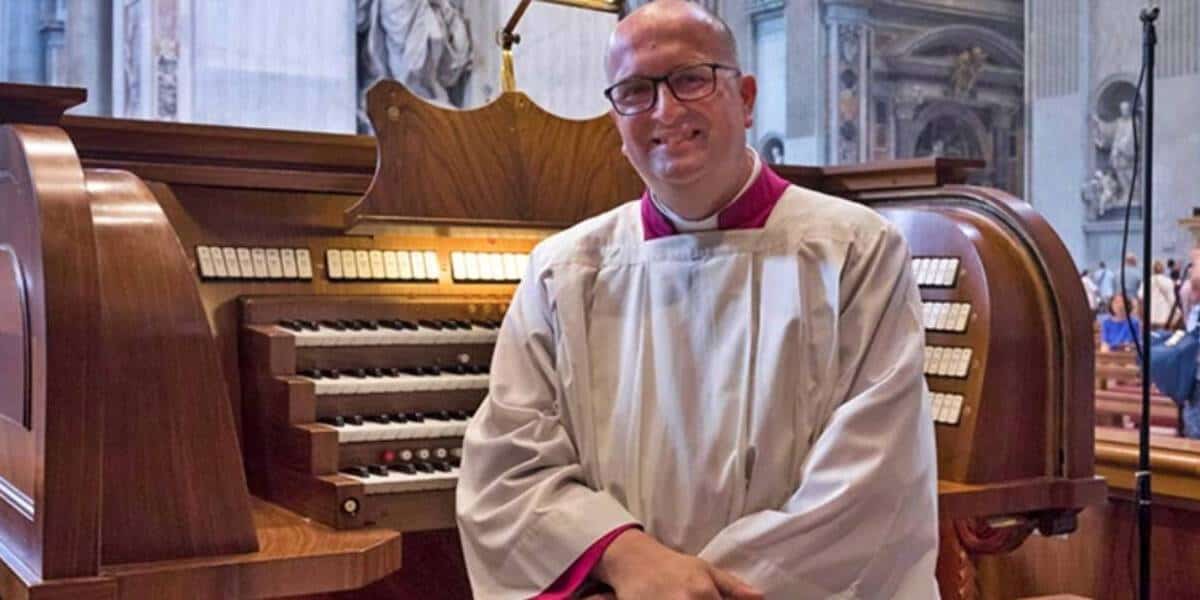 Josep Solé, organista de la Basílica de Sant Pere. Autor: cedida.