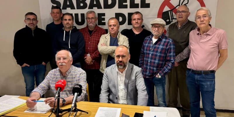 Demanen 8 anys de presó per a Jordi Soriano, la crossa política de Bustos, per suborn i blanqueig de capitals. 