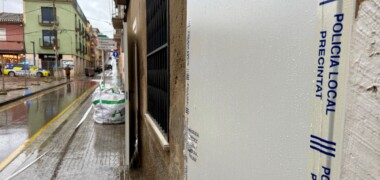 Edifici precintat a Rubí per risc d'esfondrament. Autor: ACN.