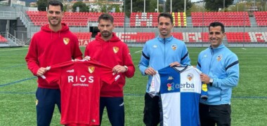 Capitans i entrenadors del Terrassa i el Sabadell, al Media Day del derbi. Autor: Marc Pérez.