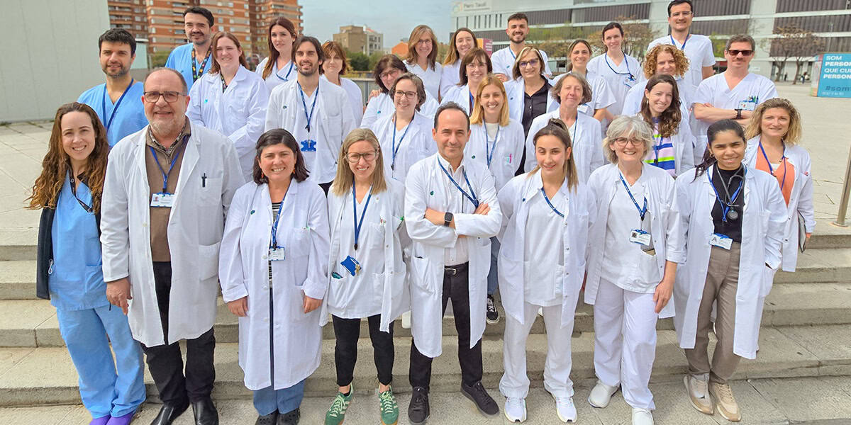 Foto de portada: l'equip de professionals de la unitat del Taulí. Autor: cedida