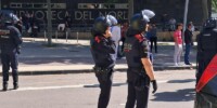 Foto portada: actuació policial durant el desallotjament. Autor: cedida.