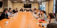 Foto portada: reunió dels alcaldes de l'Arc Metropolità amb la consellera d'Interior, Núria Parlon. Autor: Interior.