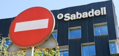 Foto portada: seu corporativa del Banc Sabadell a Sant Cugat. Autor: ACN.