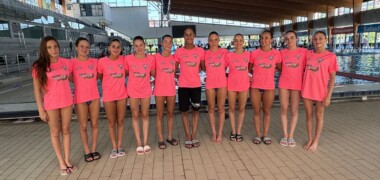 Foto portada: equip del CN Sabadell que participa a la Copa Comen. Autor: cedida.