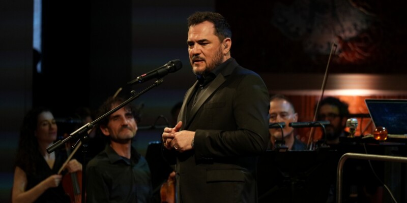 Concert d'Ismael Serrano amb l'Orquestra Simfònica del Vallès. Autor: ACN.