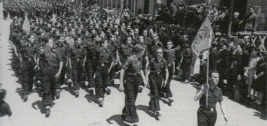 Desfilada del Frente de Juventudes a la Rambla, l'1 de juny de 1941