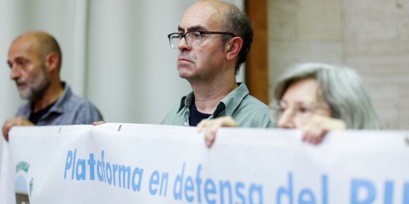 El president de l'ADENC, Joan Carles Sallas, alerta contra el Pla Ripoll. Autor: D.Jiménez. 