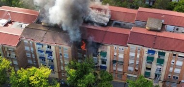 Incendi al carrer Prullans. Autor: cedida / @utorresshots