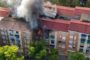 Una persona rescatada, i diverses confinades, per un incendi en un pis de la Roureda