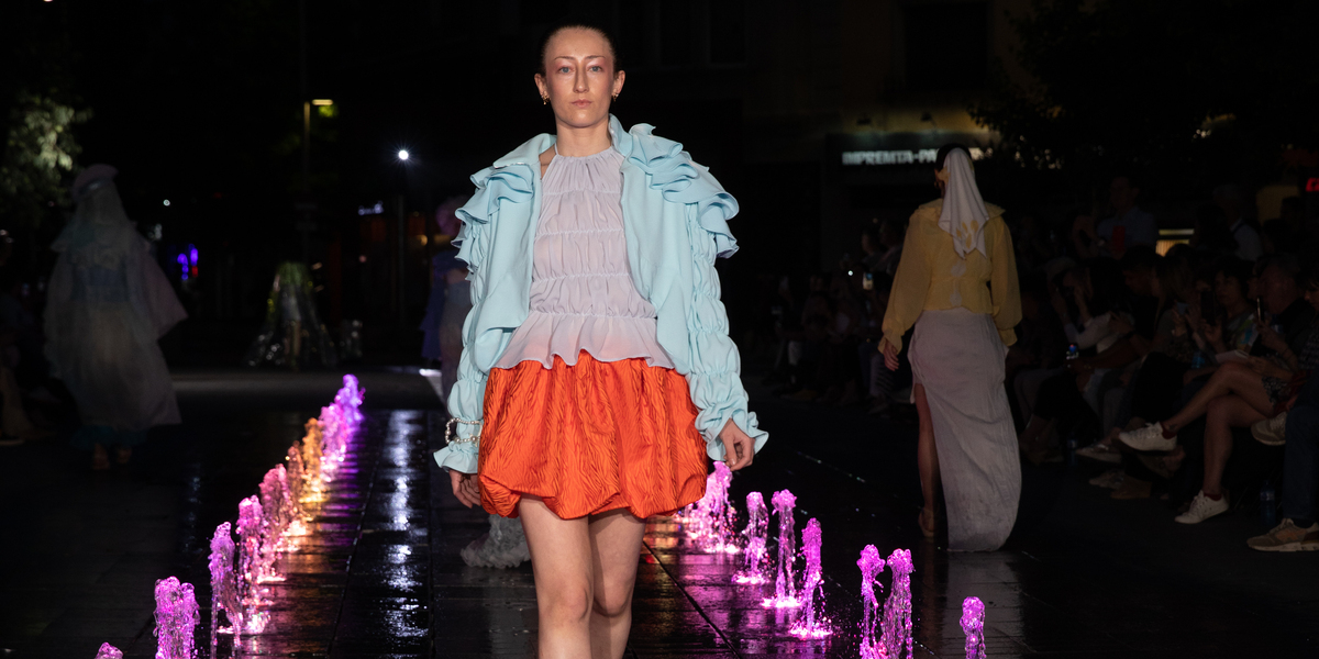 Desfilada de moda de l'ESDI al Passeig. Autor: cedida.