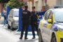 Investiguen la mort d’un home a mans de la parella de la seva mare, que està ferida