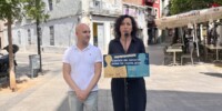 Adrián Hernández i Montse González, presentant la campanya contra el soroll nocturn. Autor: Jordi M