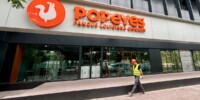 El centre comercial Del Llac Center, on obrirà Popeyes o Mercadona. Autor: J.d.A.
