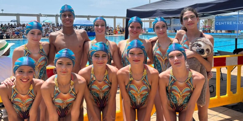 Nedadores del club. Cedida