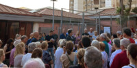 Josep Martínez Valencia, alcalde de Badia, a les reunions amb els veïns per la retirada d'amiant. Autor: cedida.