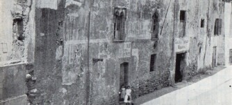 El Casal Meca poc abans del seu enderroc (1899)