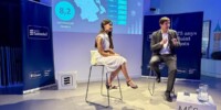 Lluís Jordan i Sílvia García, durant la presentació dels resultats de l'enquesta d'Aigua Sabadell. Autor: cedida.