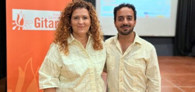 Carme Méndez, directora de la fundació Secretariado Gitano a Catalunya, i Jairo Jiménez, coordinador de l'entitat a Sabadell. Autor: Jordi M.