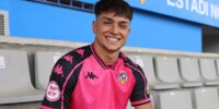 Foto de portada: Miguelete amb la cridanera equipació. @CESabadell, via X